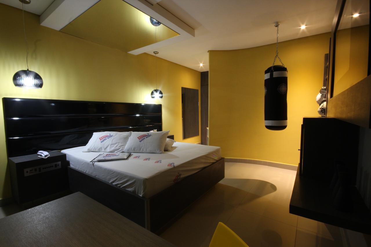 Happy Night (Adults Only) Hotell Cotia  Exteriör bild