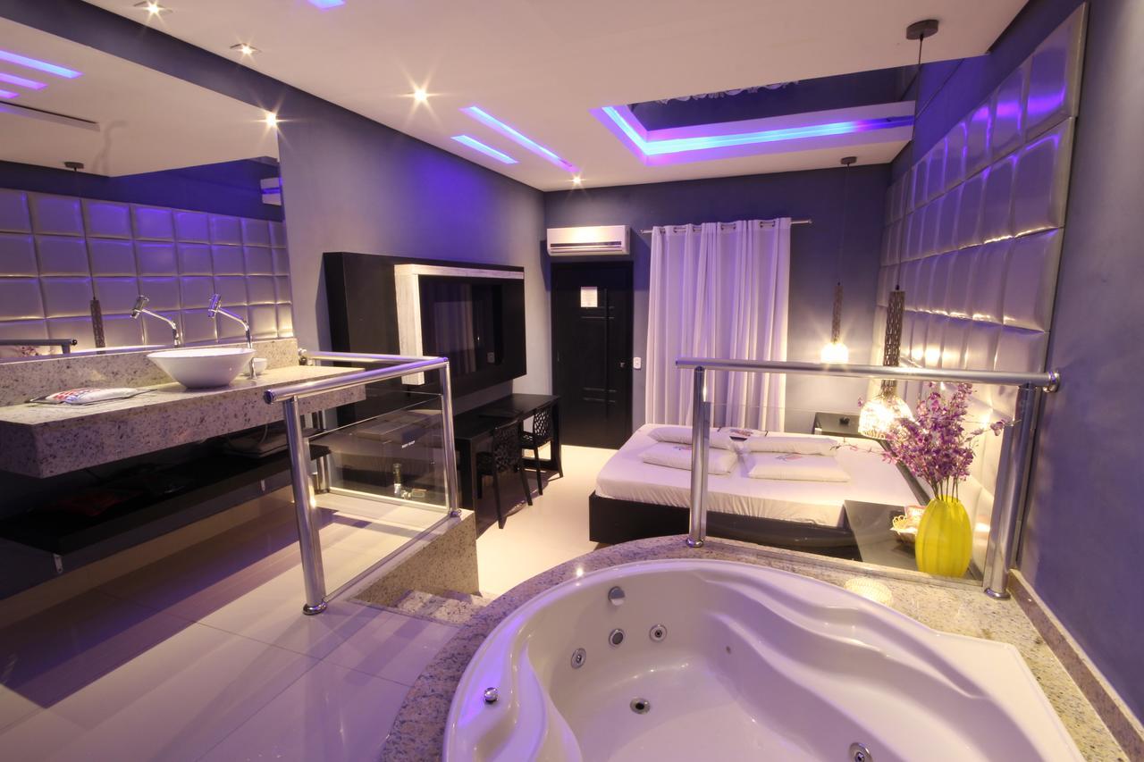 Happy Night (Adults Only) Hotell Cotia  Exteriör bild