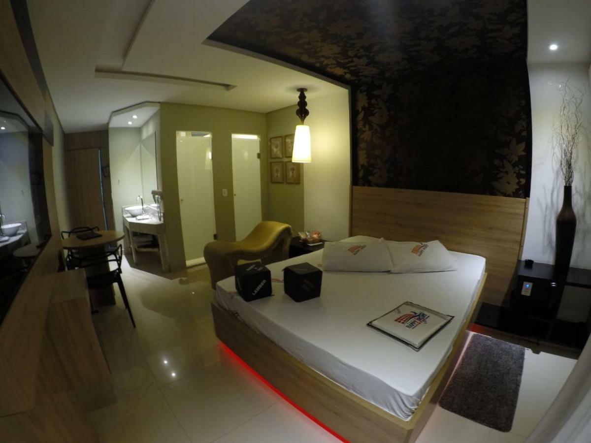 Happy Night (Adults Only) Hotell Cotia  Exteriör bild
